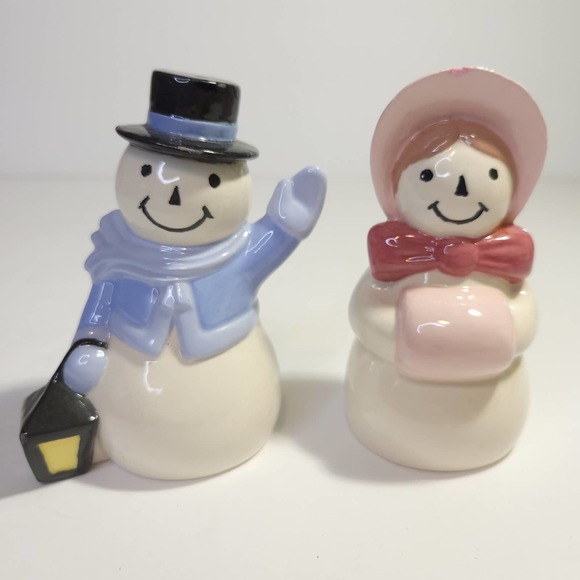 Unbranded Other - Mr and Mrs Snowman Couple Pink Blue Ceramic Salt Pepper Shakers Winter Holiday